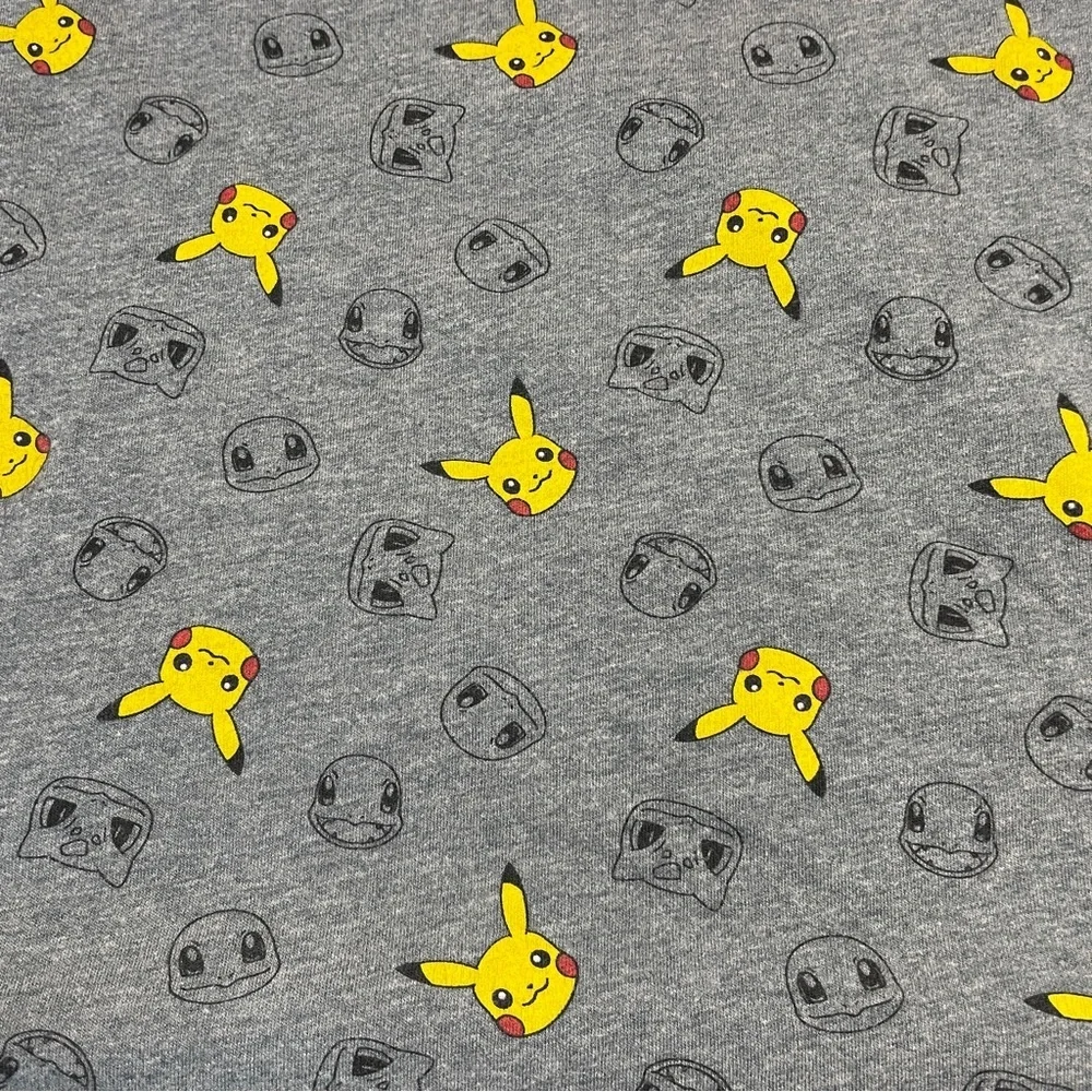 Old Navy Lot‎ Of 2 Pikachu Tee Gender Neutral Kids Size Small/medium Gray Pink